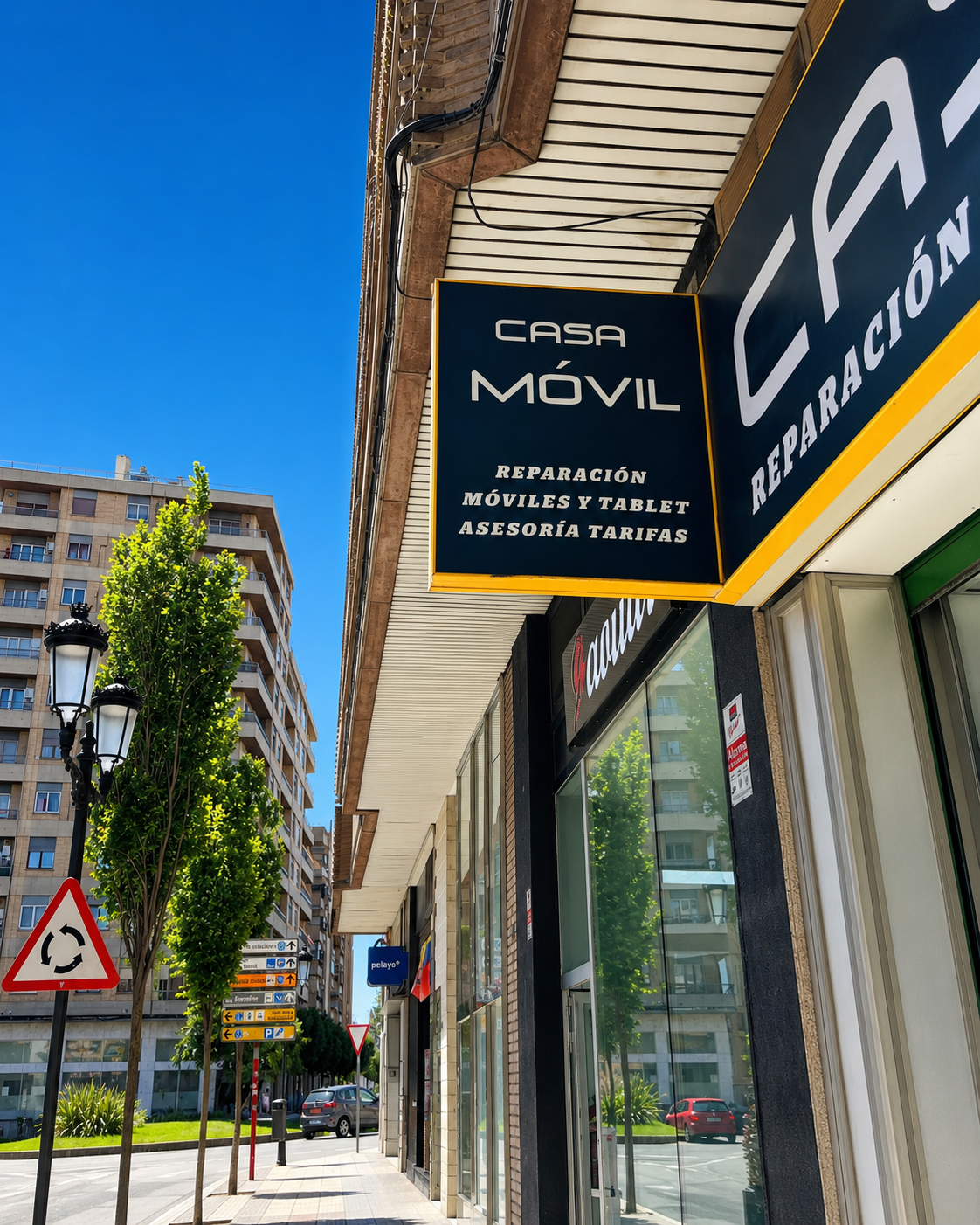 Interior de la tienda Casa Móvil